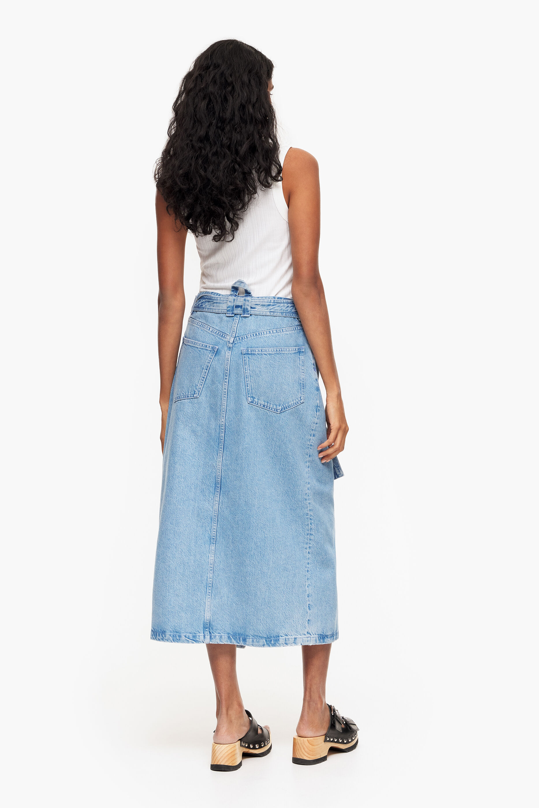 saia pareô midi em jeans azul
