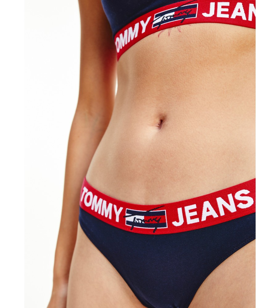 Cuecas Tommy Hilfiger com contraste azul marinho na cintura.