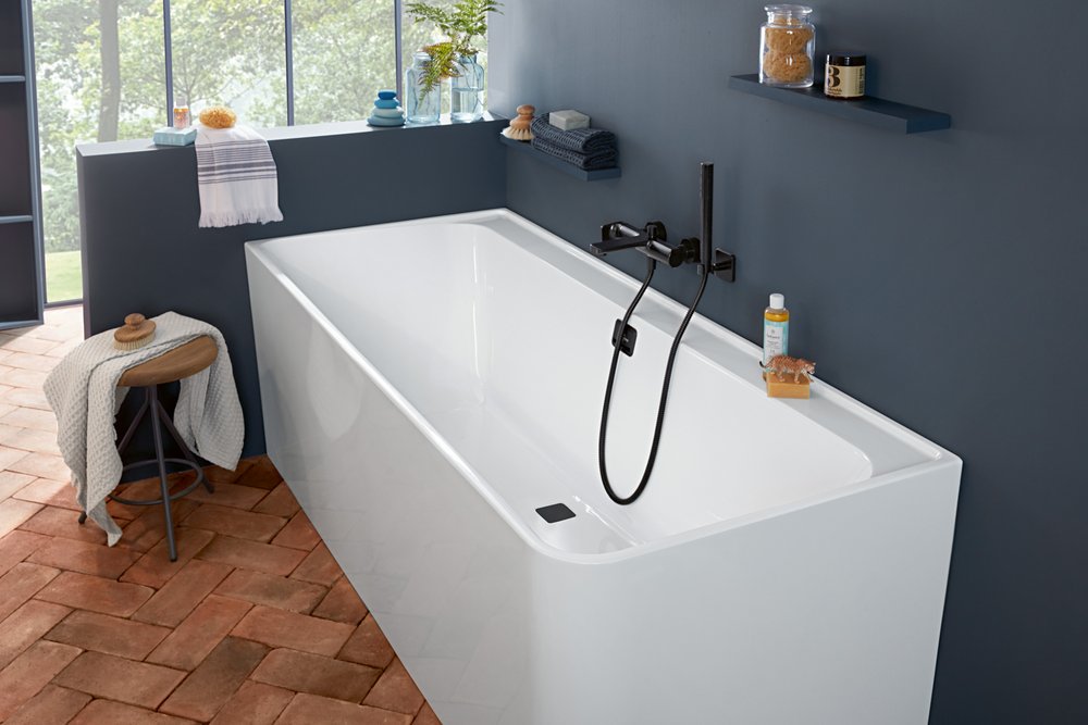 Villeroy & Boch Collaro hoekinbouw links ligbad 180x80cm wit met zwarte afvoerplug
