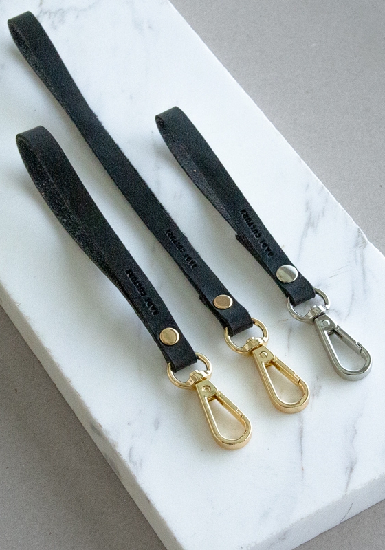 BADI Culture Schlüsselanhänger Key 20 - Black Silver
