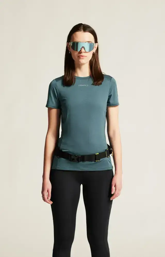 Craft ADV Essence 3 Hardloopshirt Korte Mouwen Blauw Dames