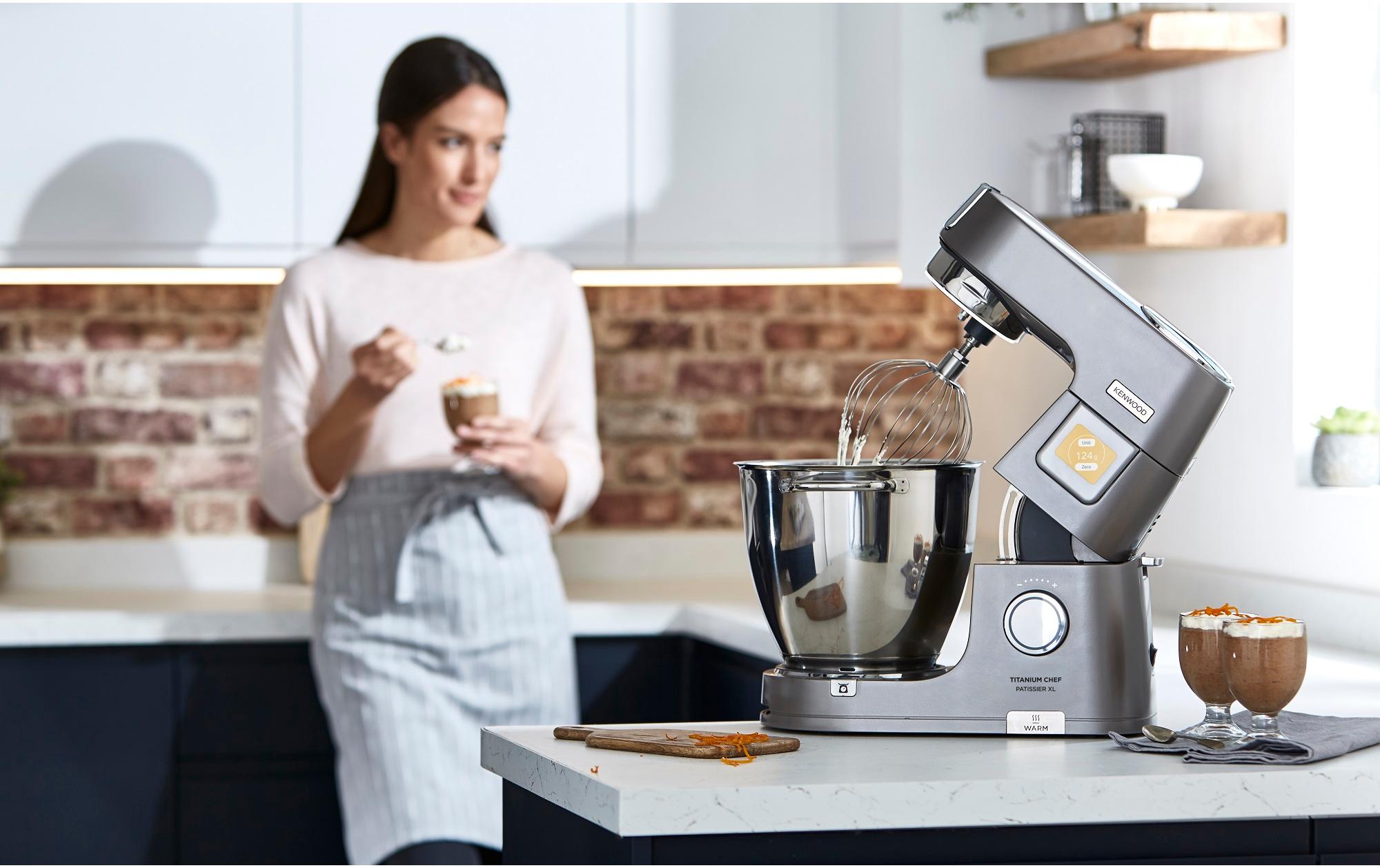 Küchenmaschine Titanium Chef Patissier XL Silber<br>Vielseitiges Küchengerät mit Wärm- und Wiegefunktion