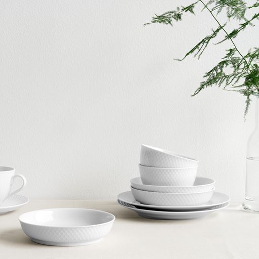 Lyngby Porcelæn Rhombe Frokosttallerken, Hvid, Ø21 cm