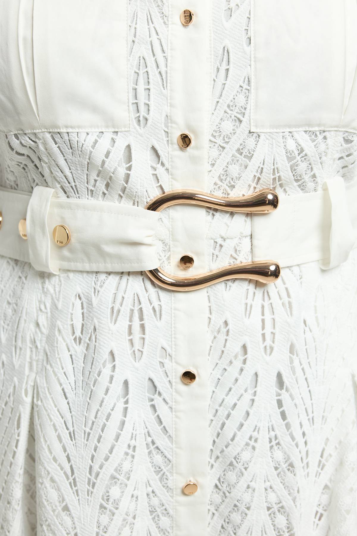 KarenMillen Robe Chemise Midi Tissée En Coton Avec Découpes Brodées Grande Taille
