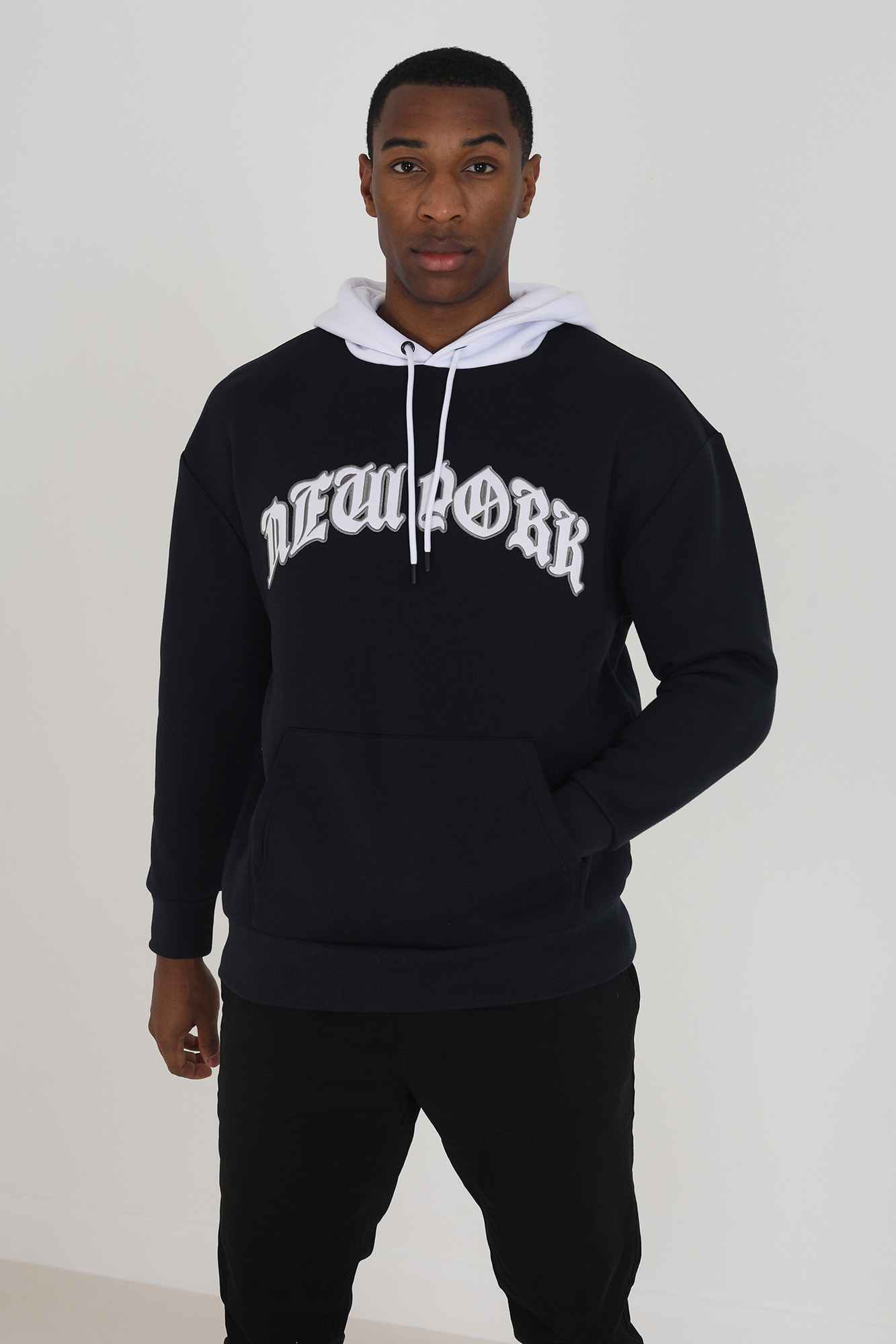 Moletom oversized com bordado