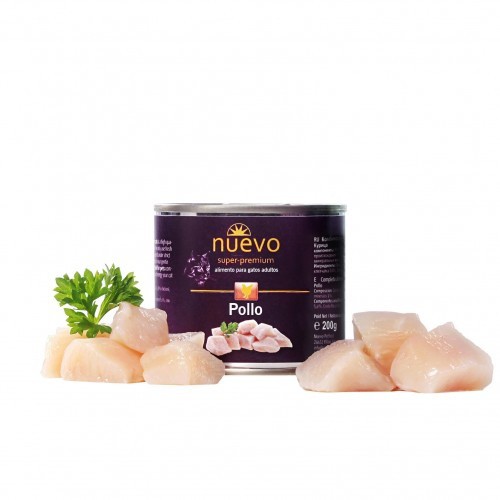 Novo alimento úmido para gatos adultos com sabor de frango.
