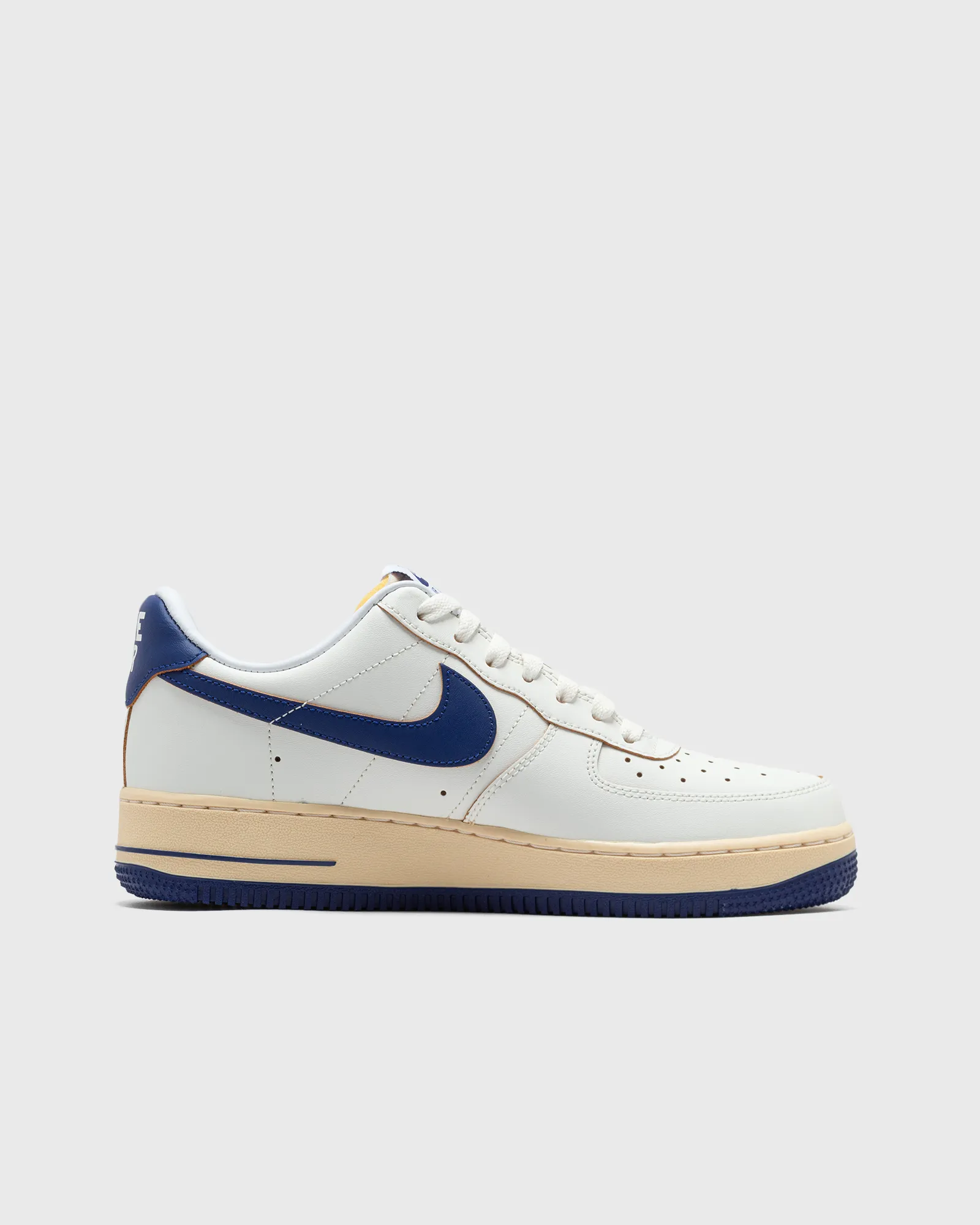 Nike WMNS AIR FORCE 1 '07