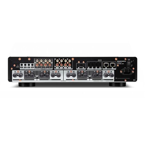 Marantz MODEL M4 – 8-kanaals versterker met HEOS-streaming