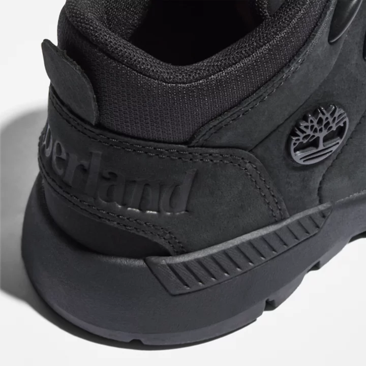 Bota de caminhada Sprint Trekker infantil na cor preta.