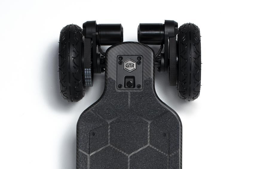 Skateboard électrique Evolve GTR Carbone 2\u00261