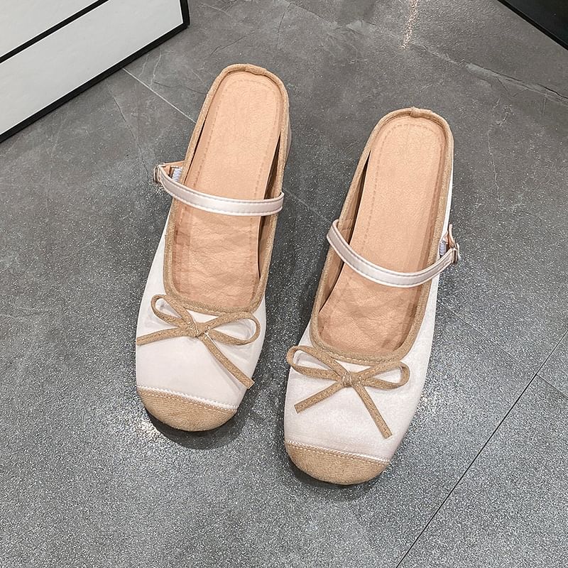 Nikao - Cap Toe Bow Chunky Heel Mules