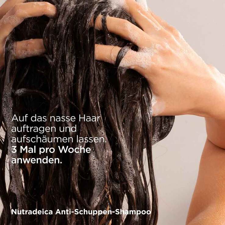 ISDIN Nutradeica Shampoo gegen Schuppen und fettiges Haar, 400 ml