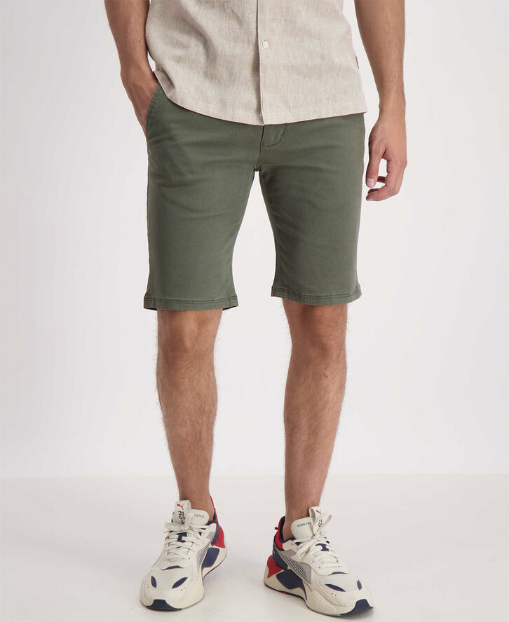 Lindbergh Chino shorts Dk army