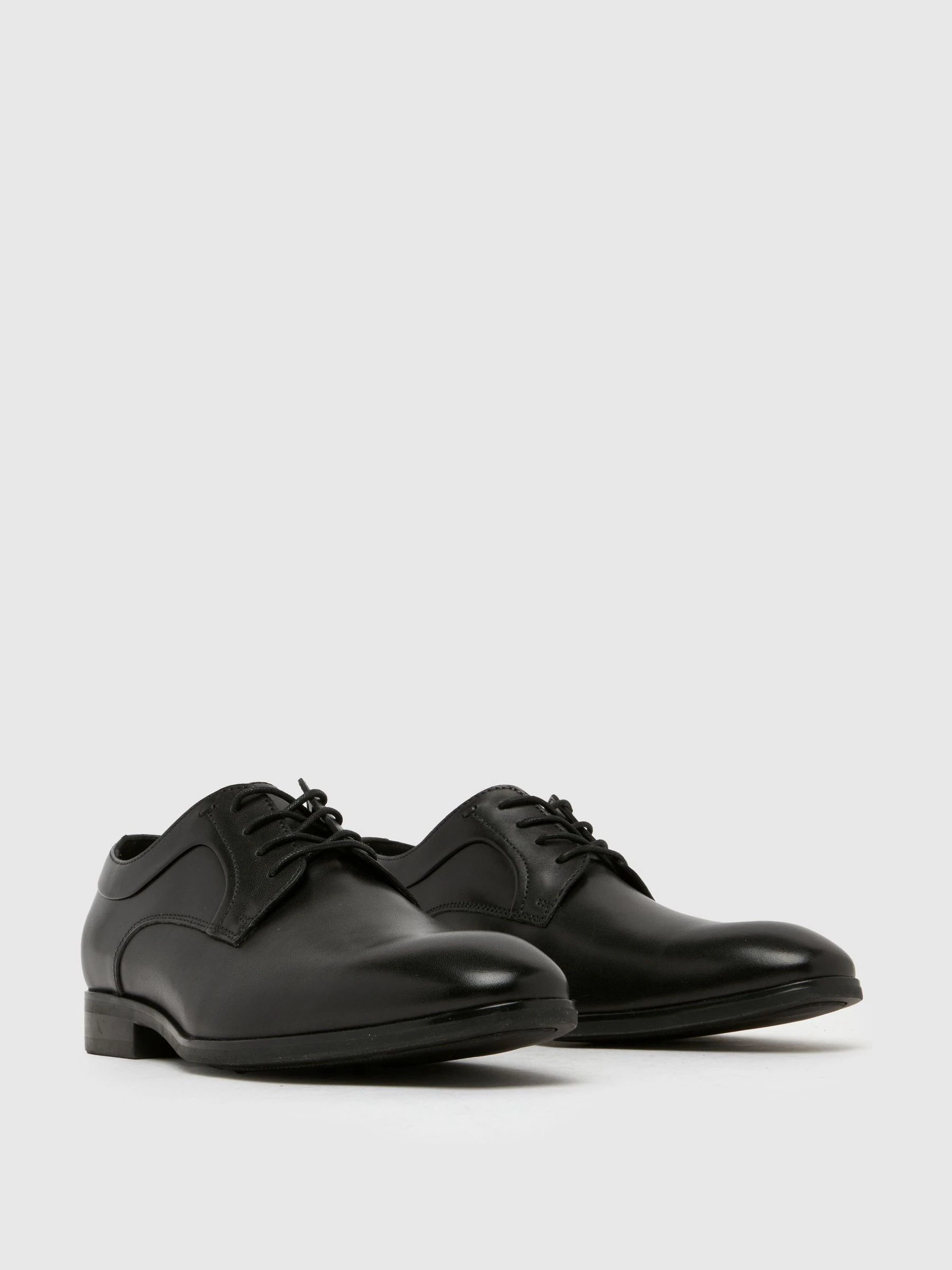 Schuh Rail Leather Derby Black Shoes