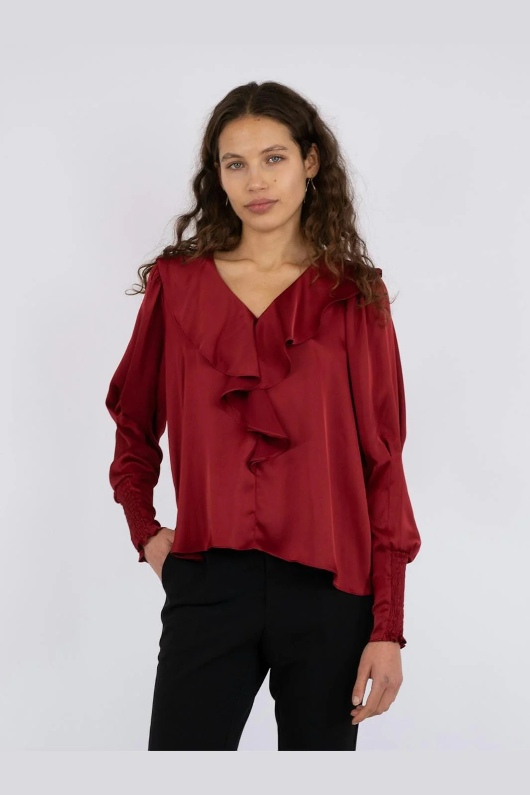 Neo Noir Sandie Sateen Blouse 160963 wine