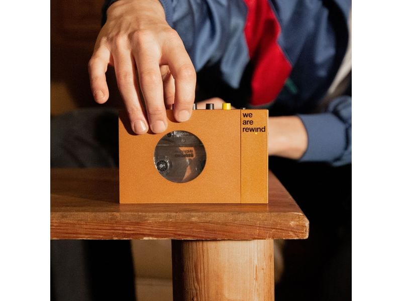 CE Portabler Kassettenspieler we are rewind Orange Tragbarer Kassetten-Player mit Bluetooth