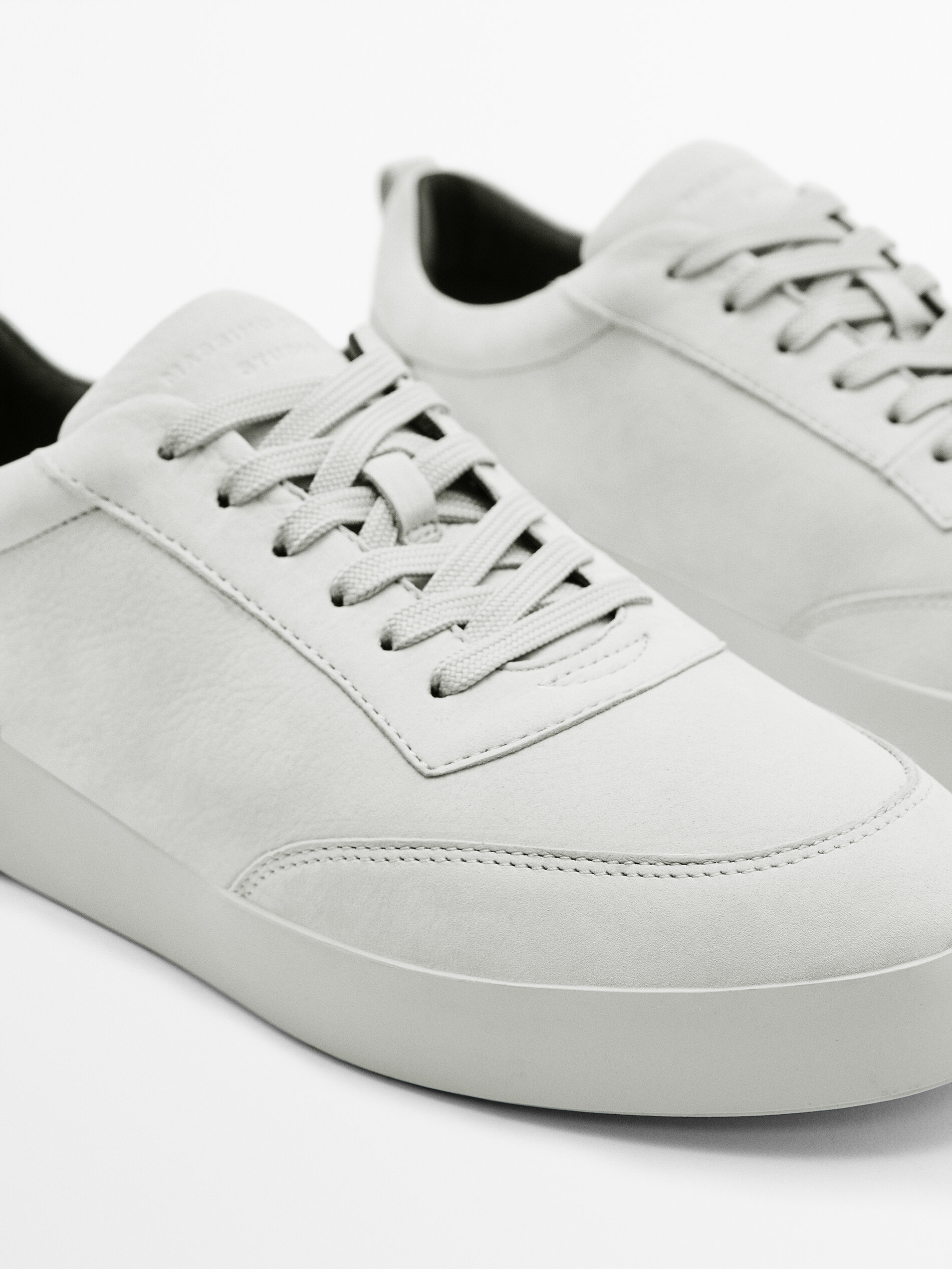 Deportivo couro nobuck - Studio - GRIS