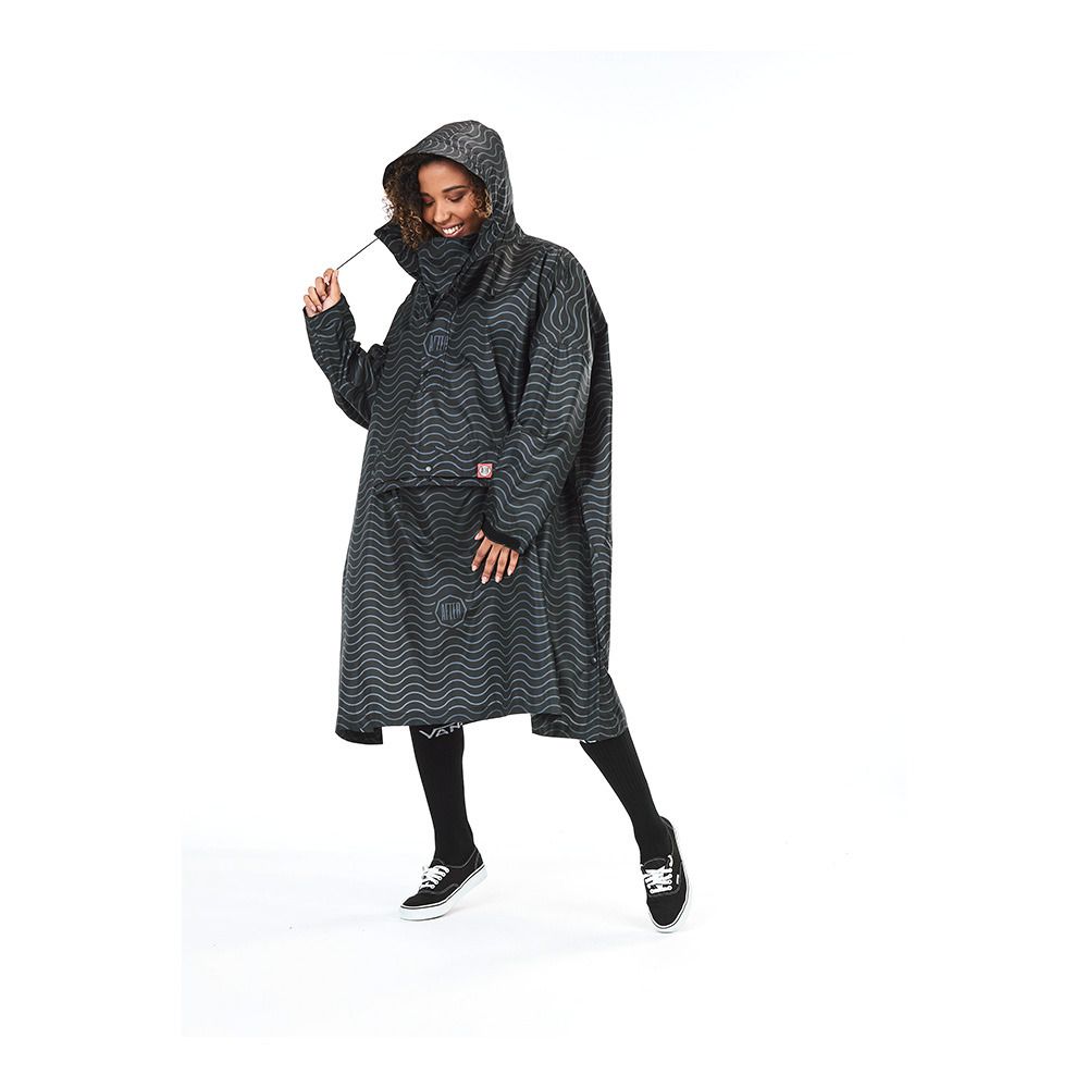 After Essentials RAIN - Poncho wave