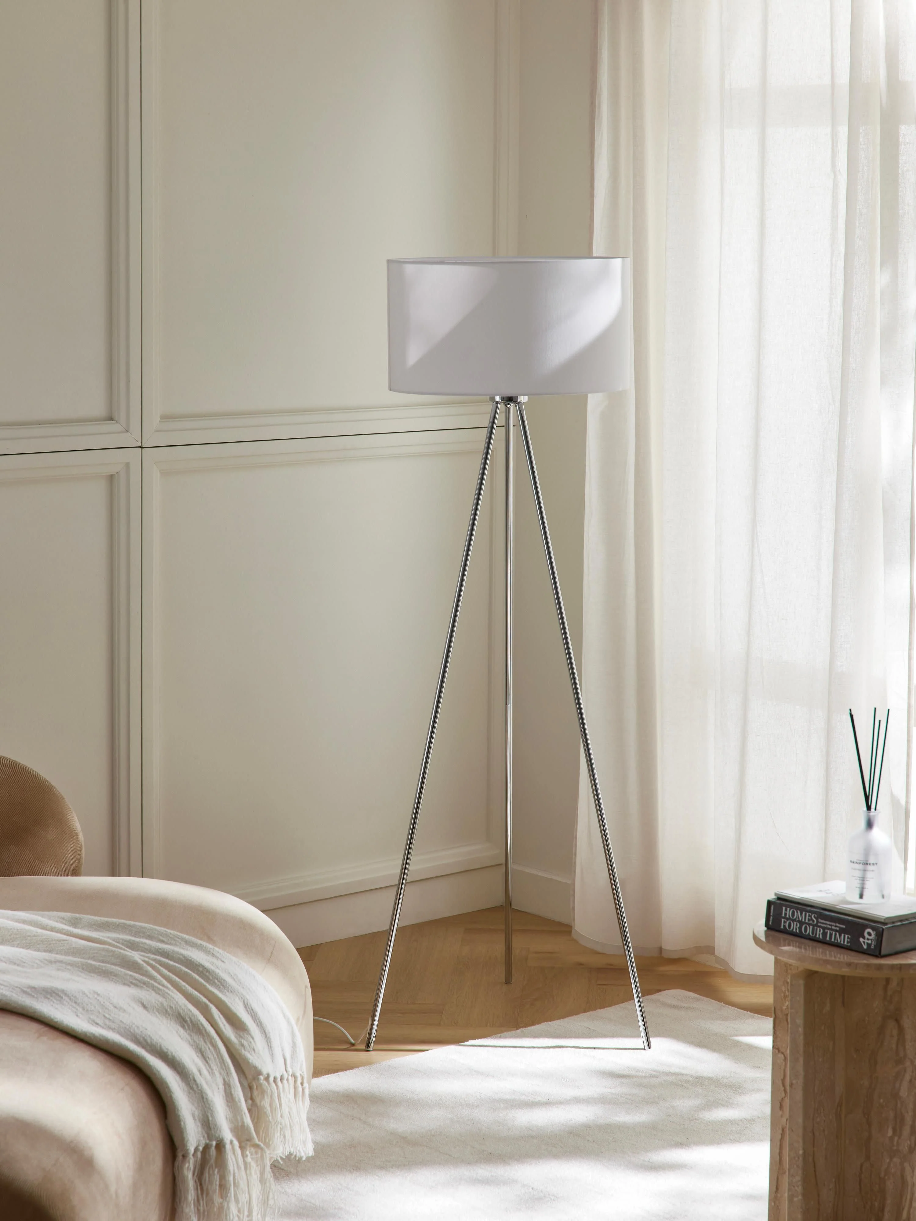 Tripod vloerlamp Cella met stoffen lampenkap