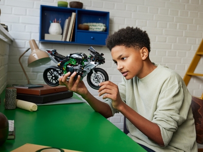 LEGO Kawasaki Ninja H2R motor (42170)