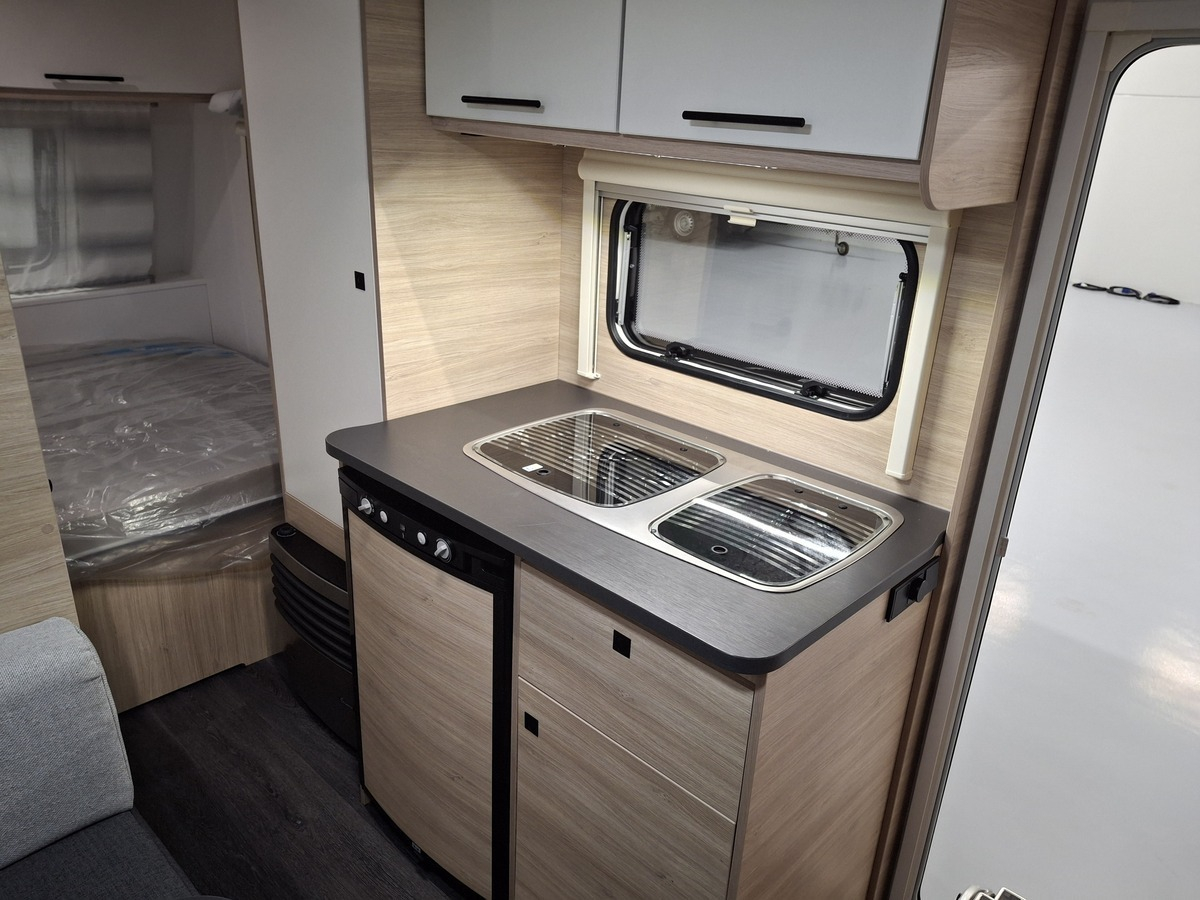 Caravelair Alba 426 family 2023 caravan