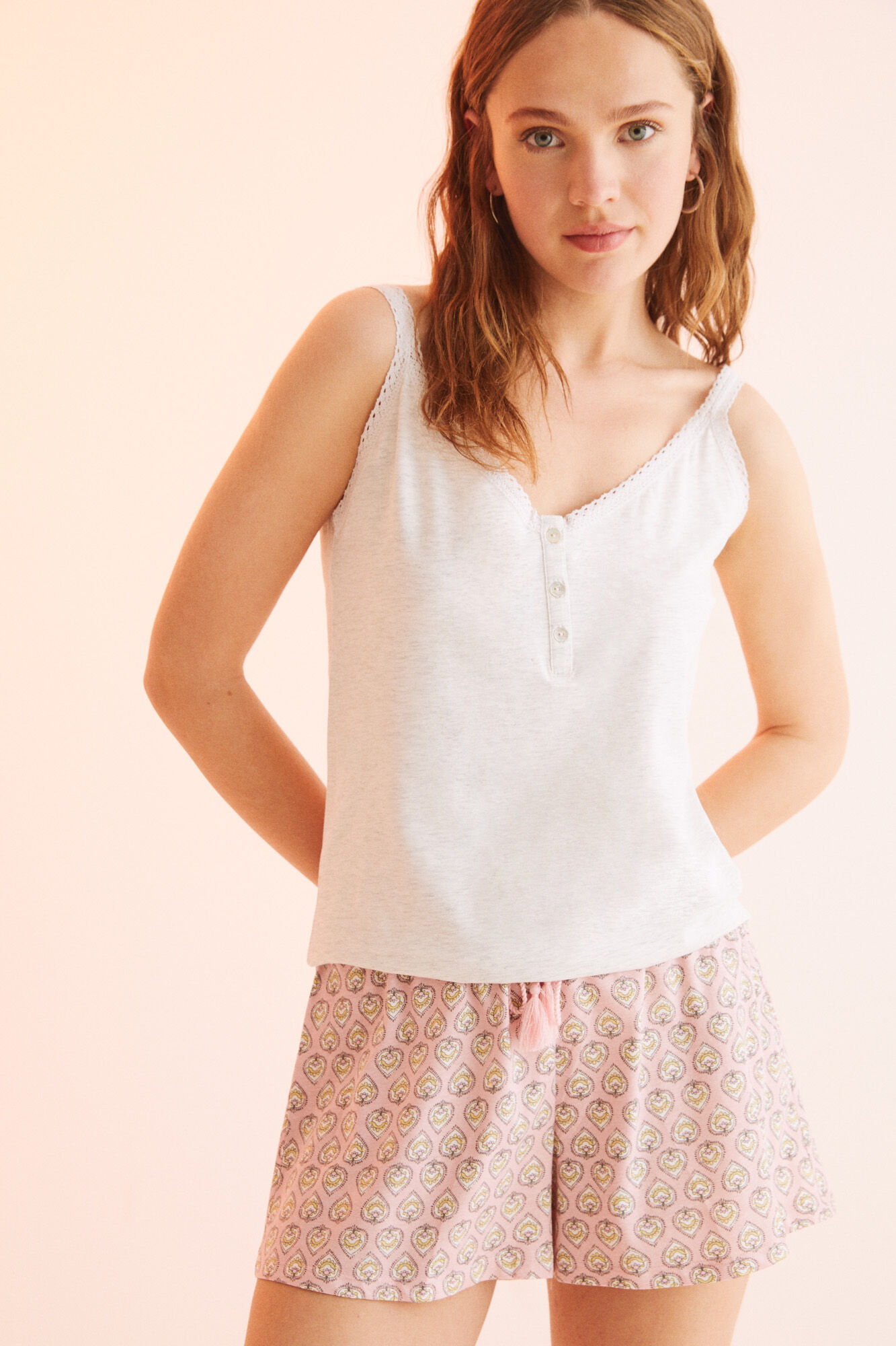 Pijama curto, 100% algodão, com suspensórios cinza - cinza