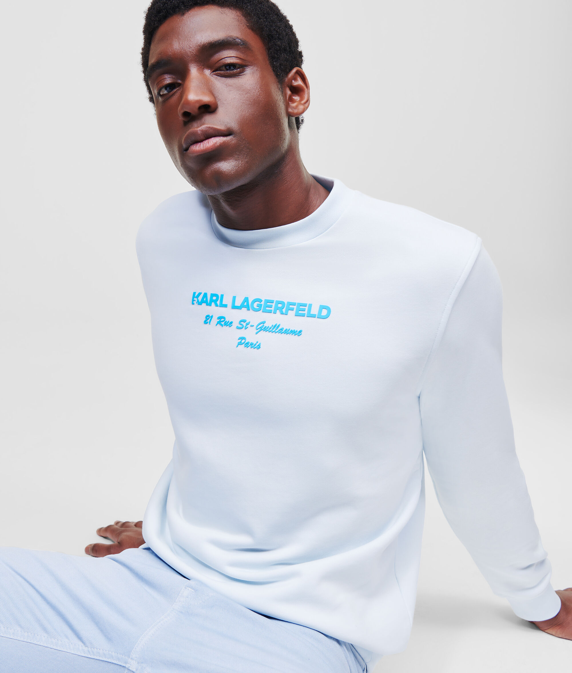Sweat-shirt à logo ton sur ton