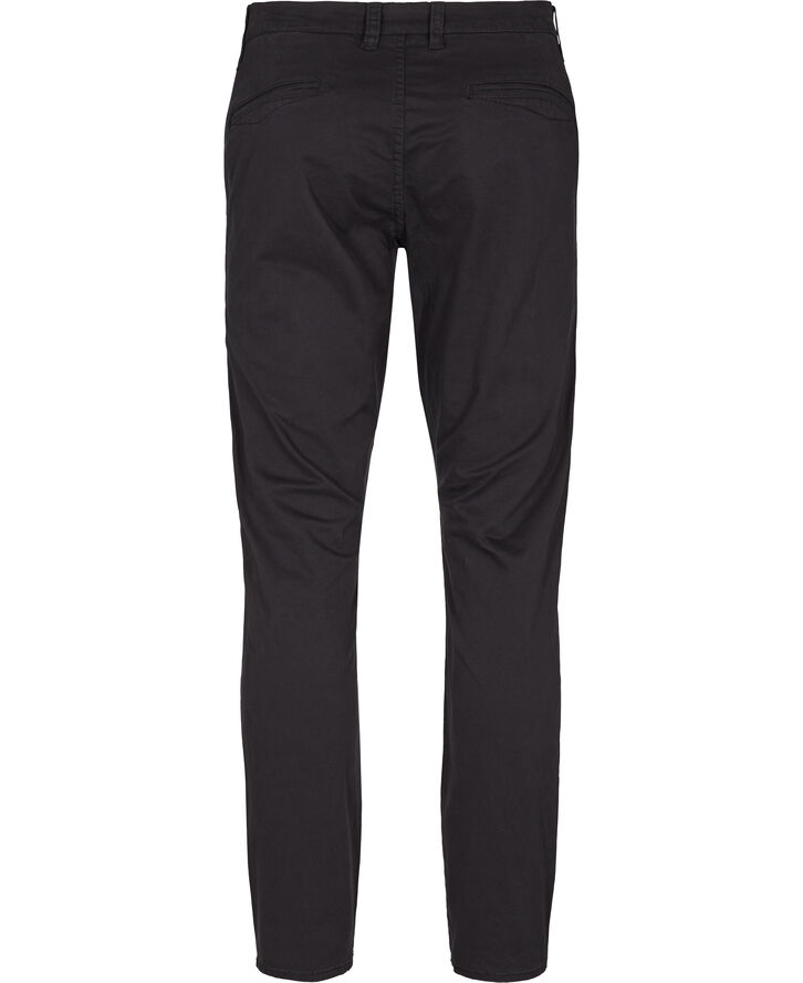 Matinique Paul Black