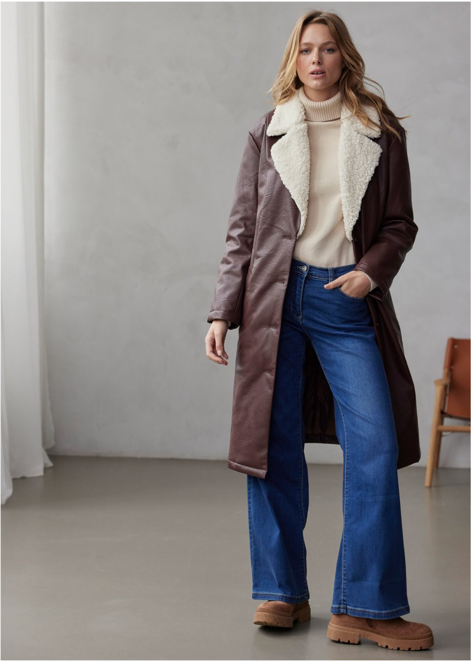 Manteau rembourré avec maille peluche au col