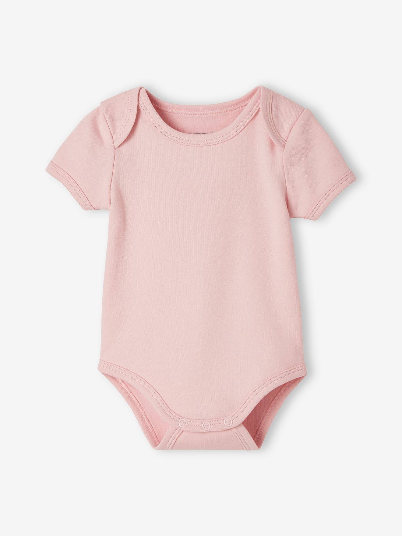 Pacote com 5 bodies de manga curta para bebês com estampa de frutas, nas cores branco claro e bicolor/multicolorido.