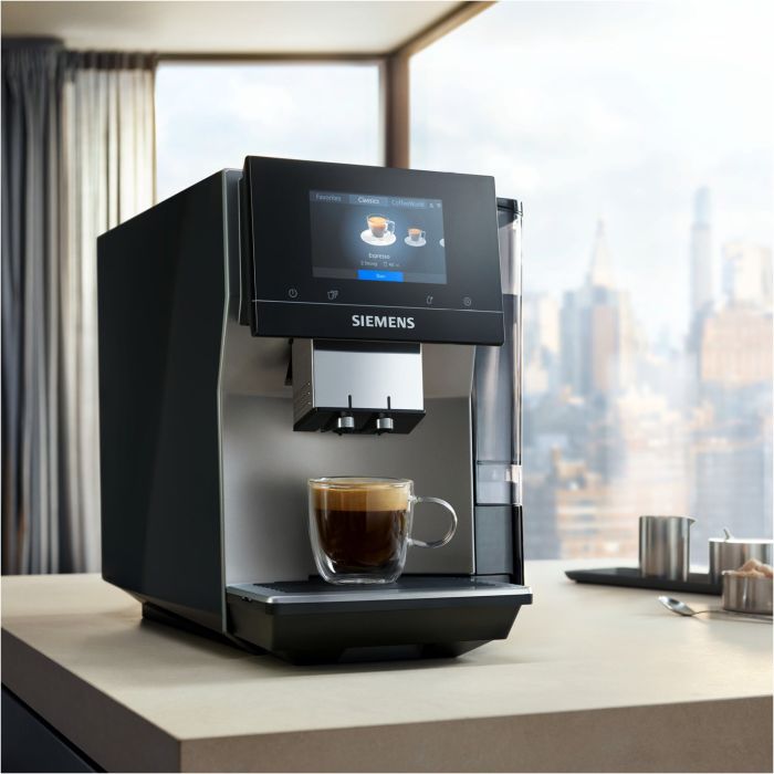 Siemens Kaffeevollautomat EQ700 TP705D01