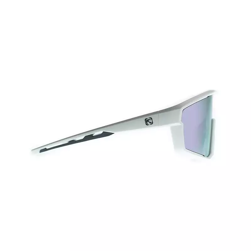 Lunettes de soleil MUNDAKA Akila White