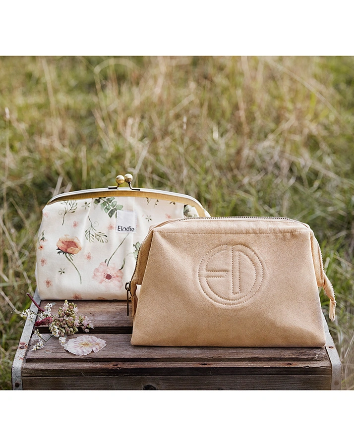 Windeltasche ZIPN' GO – ALCANTARA in beige