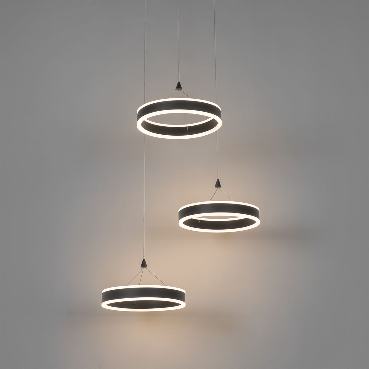 Hanglamp zwart rond incl. LED 3-staps dimbaar 3-lichts - Lyani