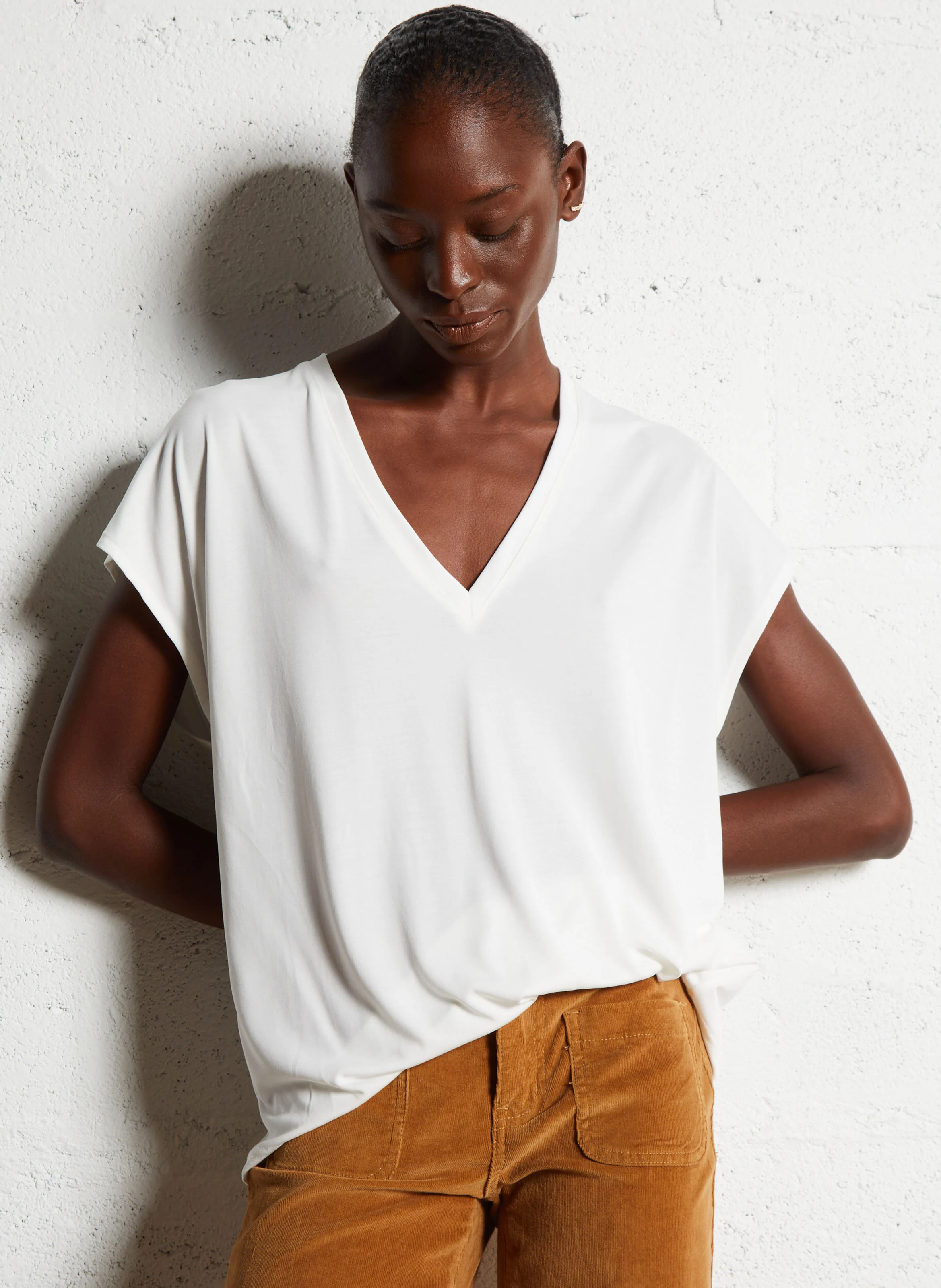 MARCELINA - Tee-shirt col V ample | Blanc