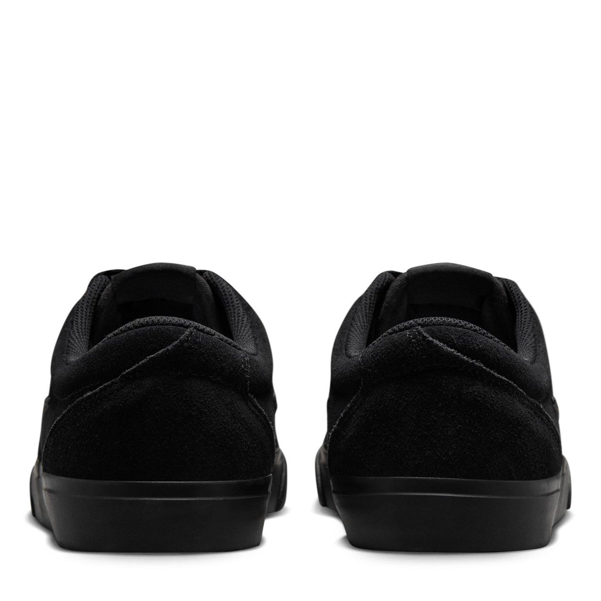 Nike Charge Low Trainers Mens