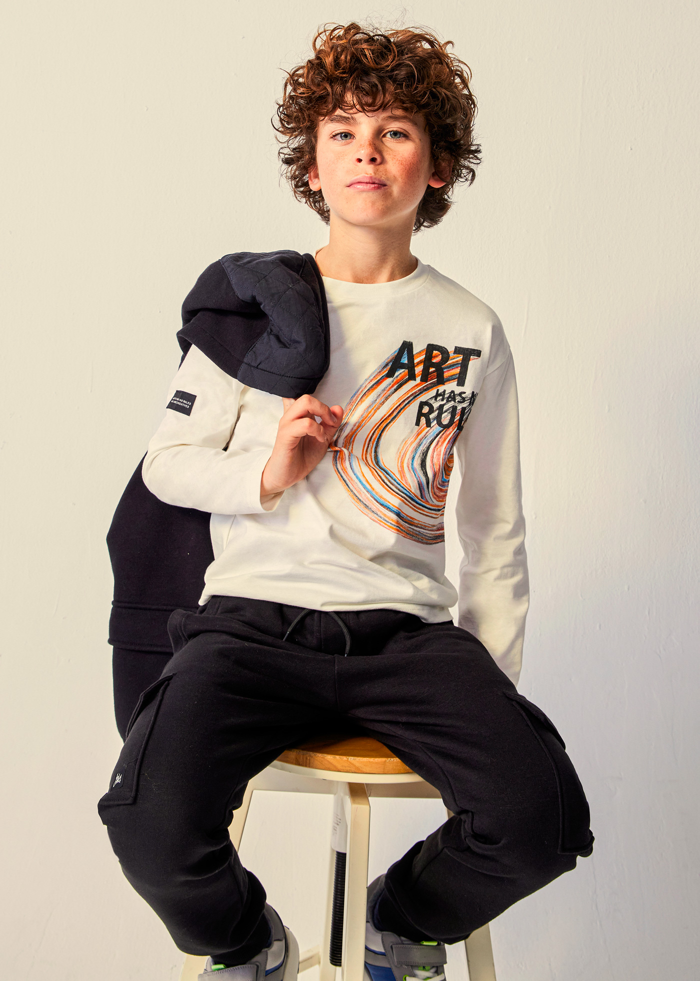Camiseta Better Cotton Boy com ombros caídos