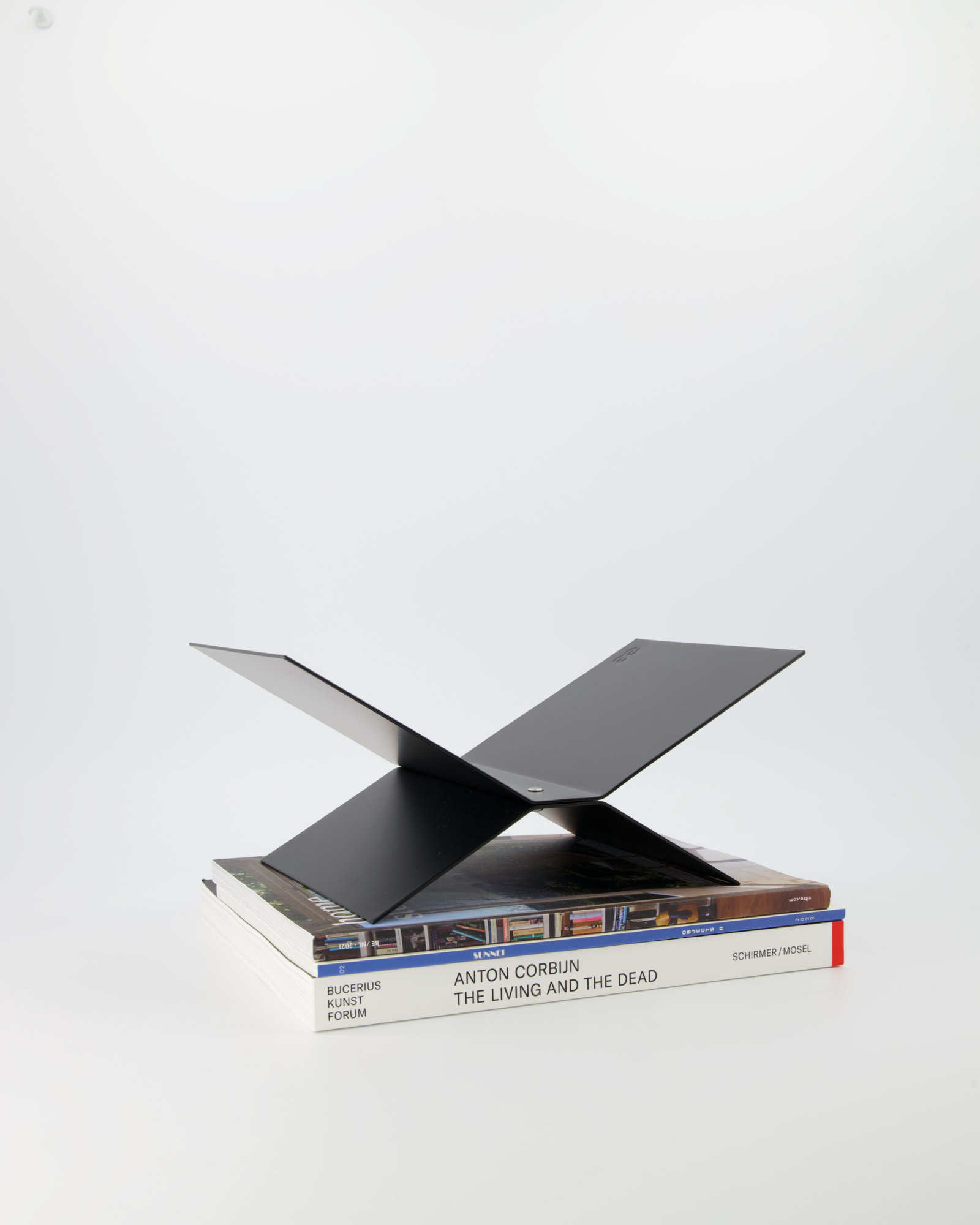 Boekenstandaard Atlas Chrome