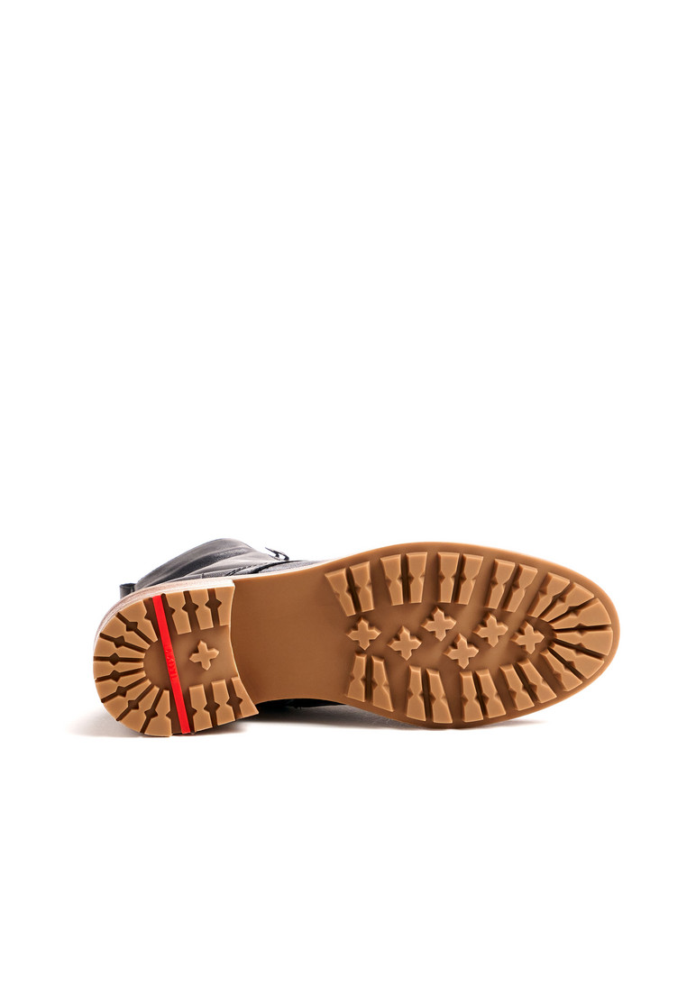STIEFELETTE Schwarz