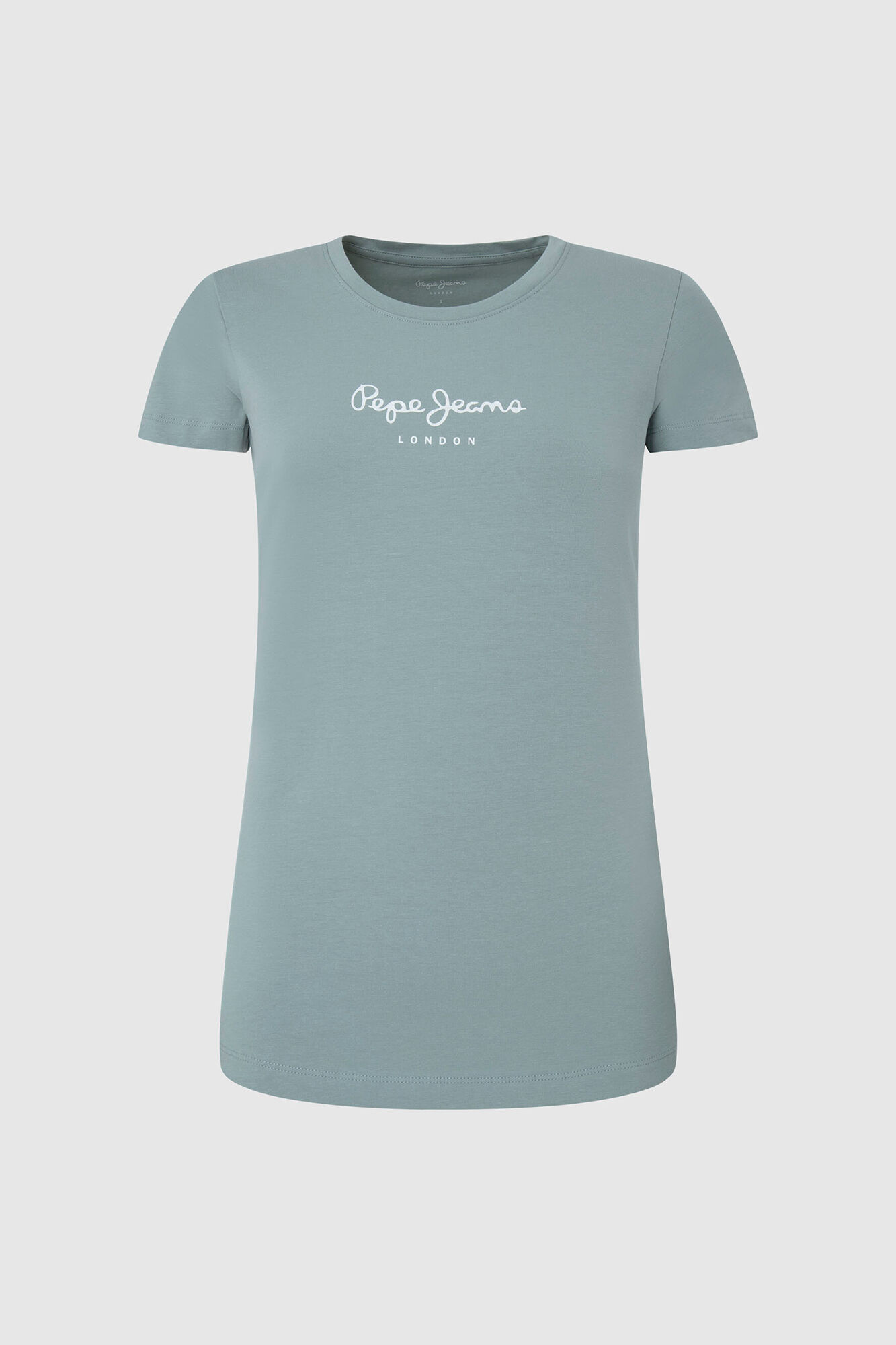 Camiseta básica com logo frontal.