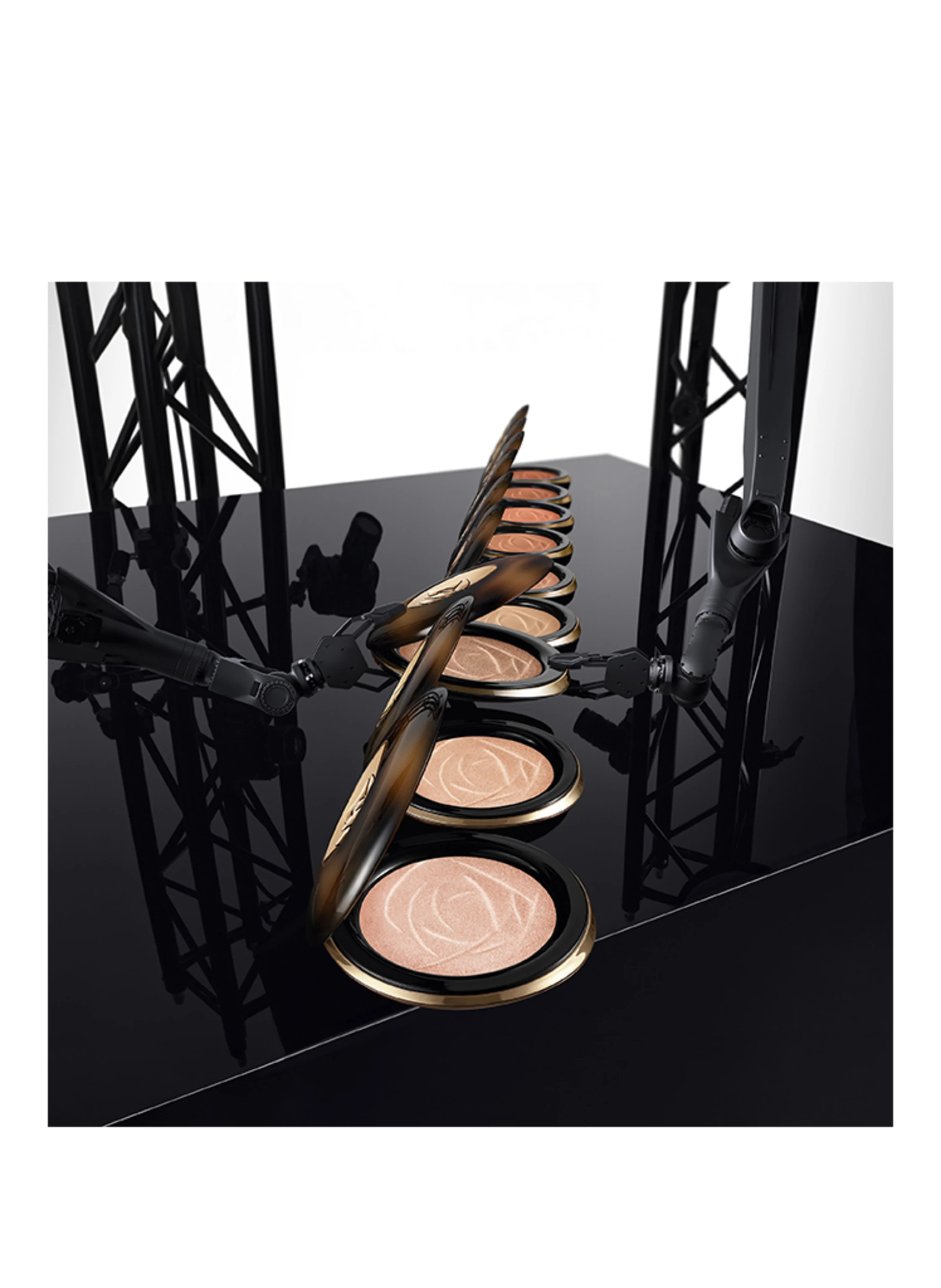 LANCÔME TEINT IDOLE ULTRA WEAR C.E. SKIN TRANSFORMING