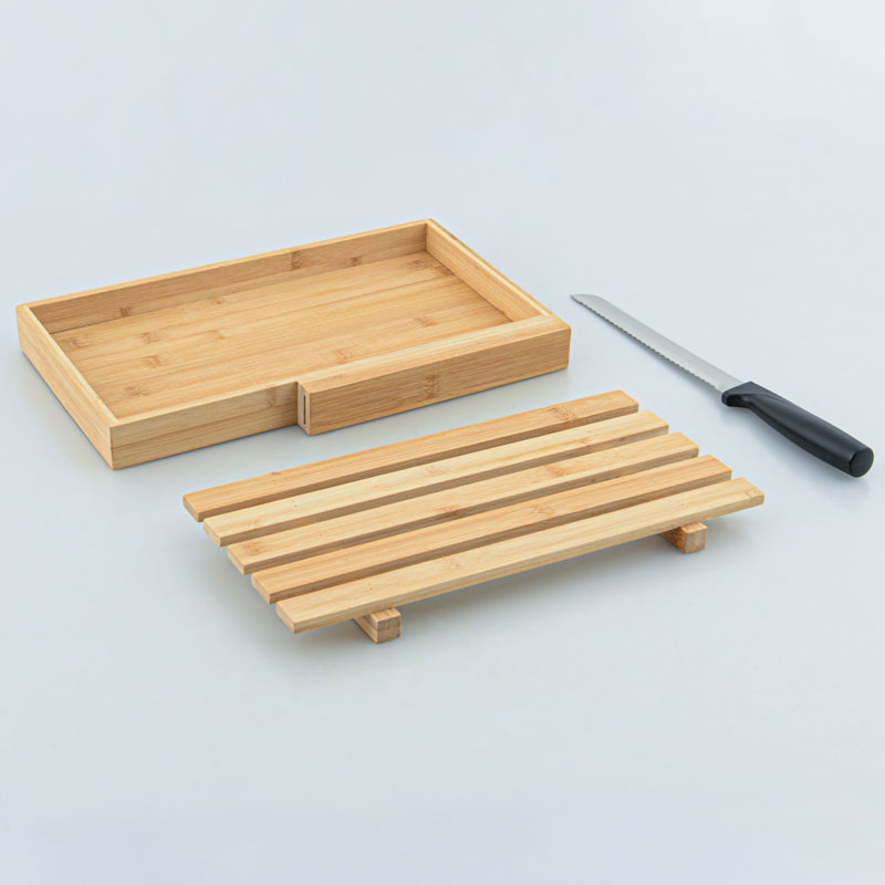 Planche à pain avec couteau