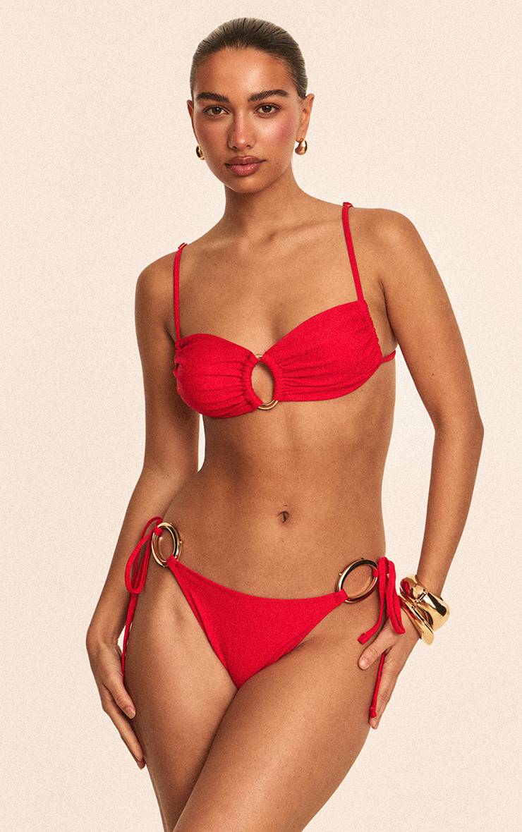 Rouge Bas De Bikini À Nouer Sur Les Côtés Avec Anneaux