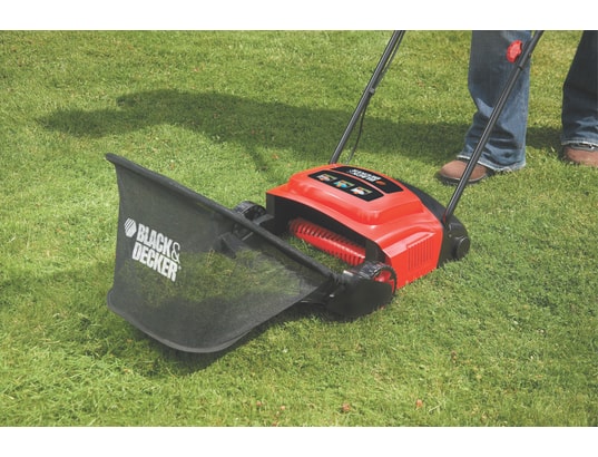 BLACK & DECKER - Scarificateur Aérateur électrique GD300