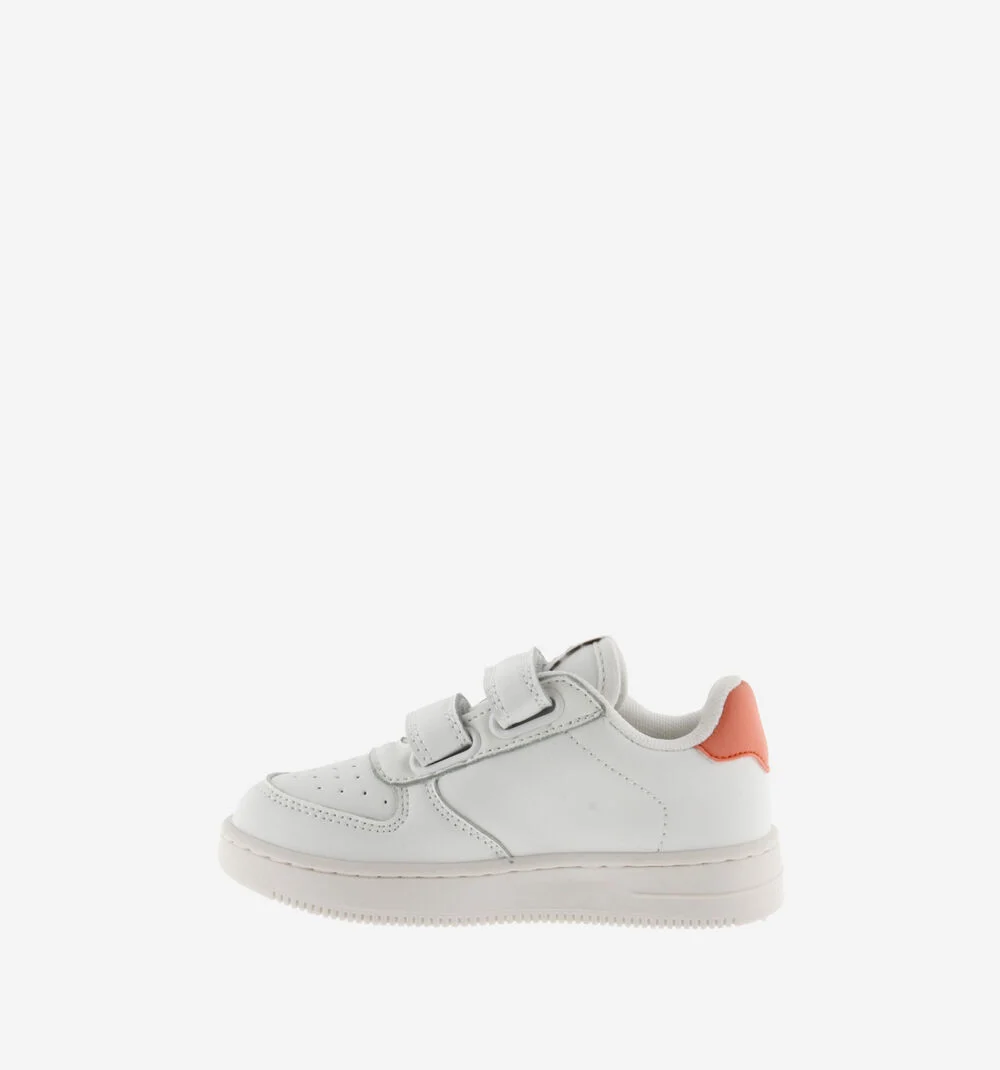 TIEMPO BASKETS CONTRASTANTES Baskets de sport pour enfant CELESTE