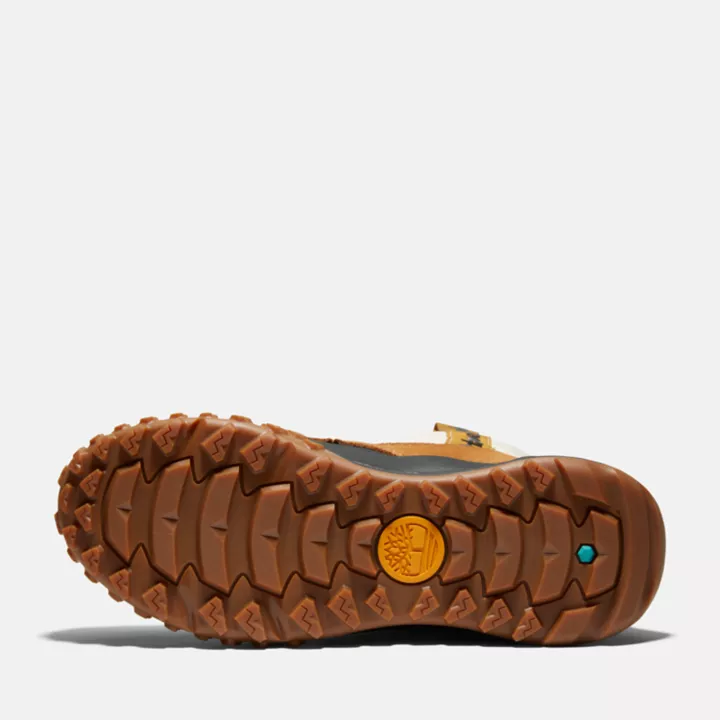 Bota feminina Moriah Range com isolamento térmico e cano alto, em diversas cores.