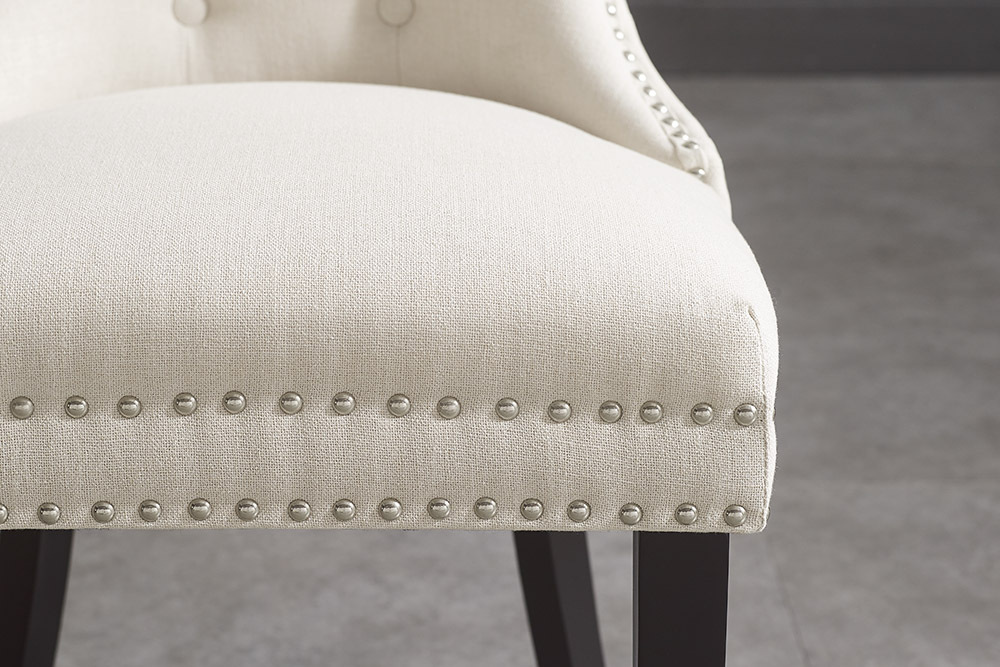 Chesterfield Stuhl CASTLE beige Leinen Massivholz Ziernieten mit Komfortgriff