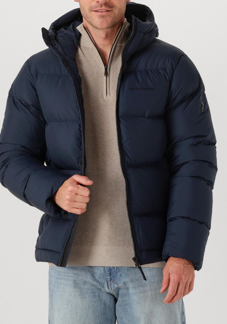 donkerblauwe peak performance gewatteerde jas m rivel down jacket