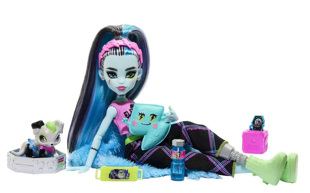 MONSTER HIGH - SOIREE PYJAMA POUPEE FRANKIE STEIN