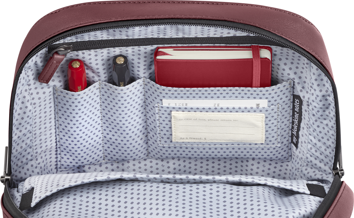 Small Backpack Classic Collection, Raspberry Red